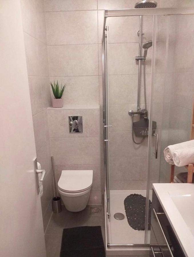 Apartmani Tina Jelsa  Esterno foto