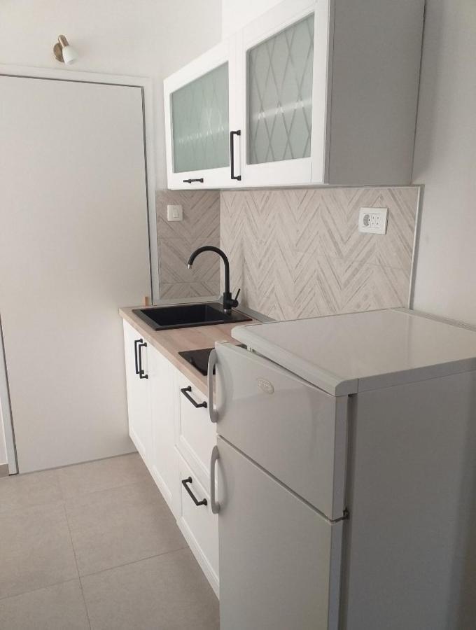 Apartmani Tina Jelsa  Esterno foto